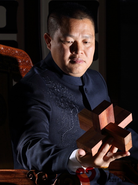中山市匠王红木家具有限公司董事长李茂先