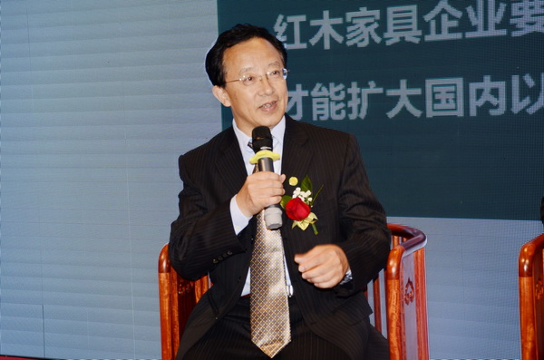 李凯夫谈新明式红木品牌世外桃源：坚守传统的创新者