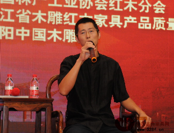杨晓峰(中国工艺集团中工美工艺美术文化公司总经理) 杨晓峰(中国工艺集团中工美工艺美术文化公司总经理)