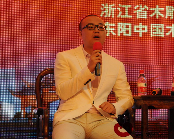 杜长江(浙江卓木王红木家俱有限公司总经理) 杜长江(浙江卓木王红木家俱有限公司总经理)