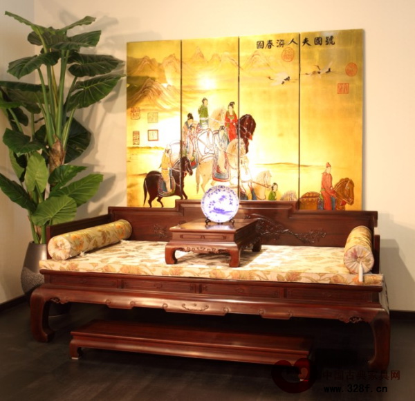 TW富贵荣华罗汉床檀雕工艺精品 TW富贵荣华罗汉床檀雕工艺精品