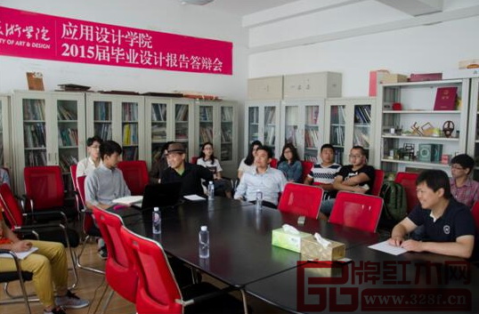 业内人士与众多师生学子共聚山东工艺美术学院,共挖新中式魅力 业内人士与众多师生学子共聚山东工艺美术学院,共挖新中式魅力