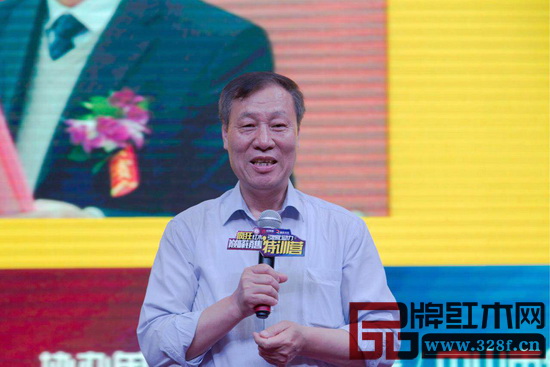 中国家具协会副理事长刘金良对本次特训营赞誉有加 中国家具协会副理事长刘金良对本次特训营赞誉有加
