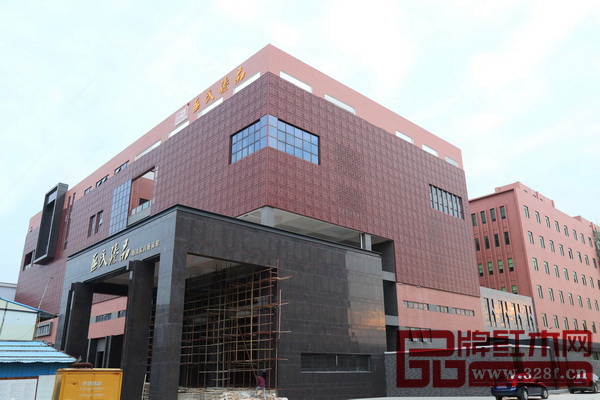 区氏臻品正在进行装修的横栏新展厅和新厂外景