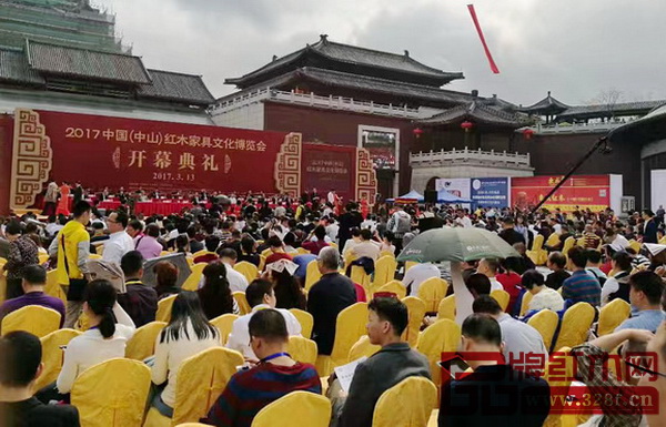 2017中山红博会人气火爆 2017中山红博会人气火爆