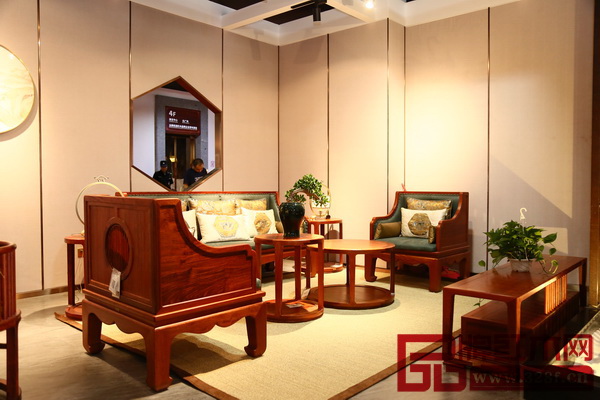 国寿红木展馆内实景 国寿红木展馆内实景