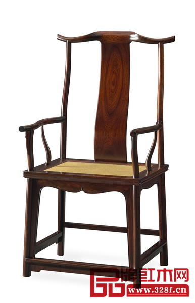 明式·四出头官帽椅(区氏臻品供图) 明式·四出头官帽椅(区氏臻品供图)