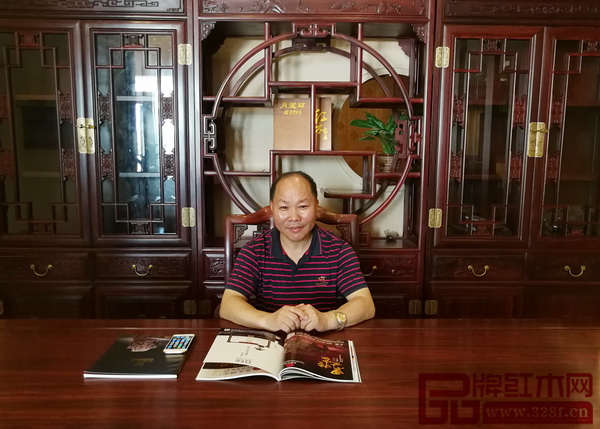 创辉红木总经理陆仁信自创业以来一直坚持诚信经营 创辉红木总经理陆仁信自创业以来一直坚持诚信经营