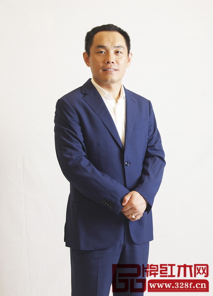东阳大成尚品红木集团董事长黄秋奇 东阳大成尚品红木集团董事长黄秋奇