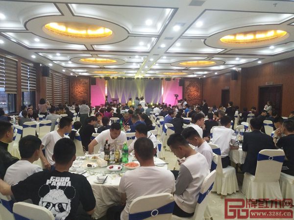 晚会现场图 晚会现场图
