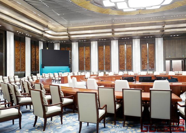 明堂红木为上合峰会主会场提供的红木主会议桌 明堂红木为上合峰会主会场提供的红木主会议桌