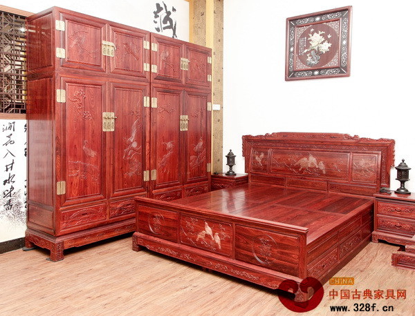 木缘红木——花鸟顶箱柜和花鸟大床(小叶红檀)