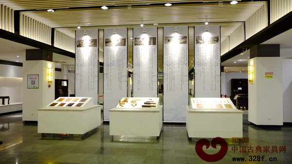 深圳红木家具博物馆内红木家具工艺展示区