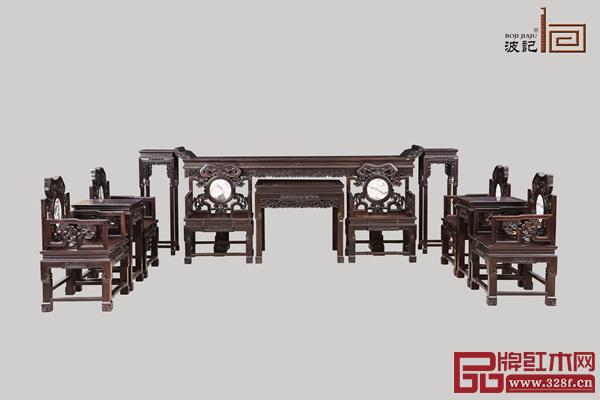 伍建波作品《小叶紫檀灵芝中堂》在2016中国红木家具精品评选活动中荣获“金瑞奖” 伍建波作品《小叶紫檀灵芝中堂》在2016中国红木家具精品评选活动中荣获“金瑞奖”
