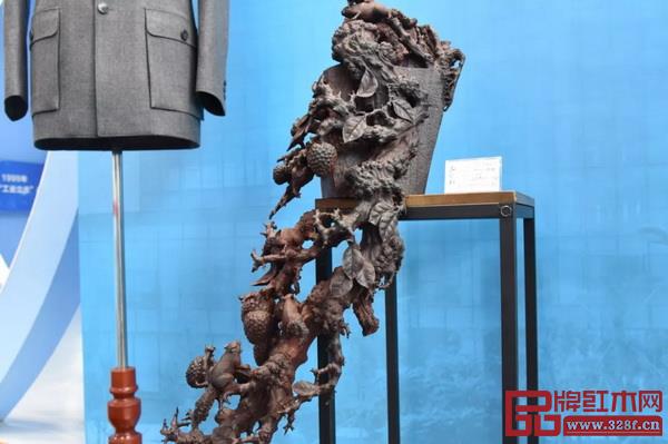 大涌红木雕刻大师厉国阳的作品 大涌红木雕刻大师厉国阳的作品