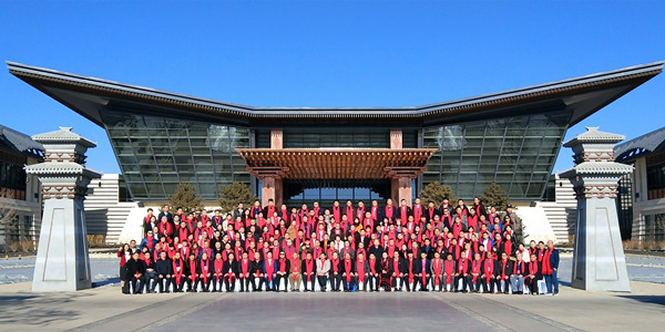 伟大壮举：全联艺术红木家具专业委员会聚力开启红木新十年