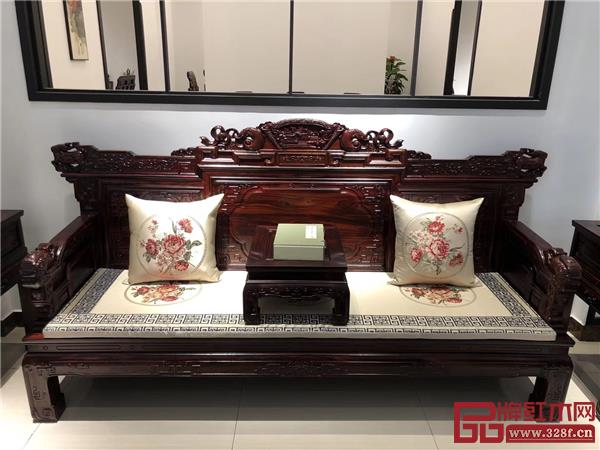 沁园居印尼黑酸枝盛世沙发细节图 沁园居印尼黑酸枝盛世沙发细节图