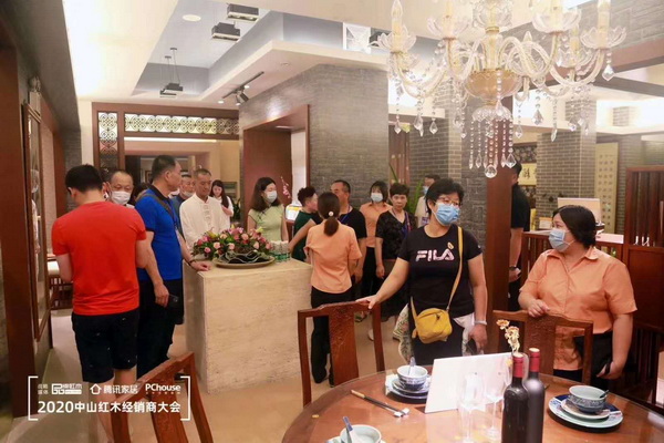 经销商走访新中式倡导品牌红古轩 经销商走访新中式倡导品牌红古轩