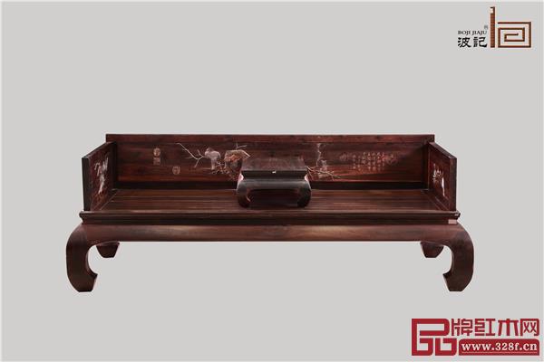 波记家具:雕花鸟罗汉床 波记家具:雕花鸟罗汉床
