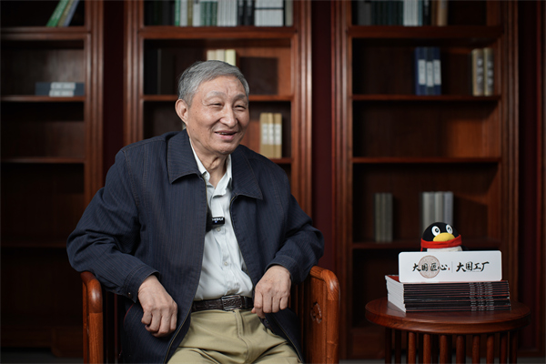 曹静楼：国寿红木大国工厂在守正创新中展现大国工匠典范（内附视频）