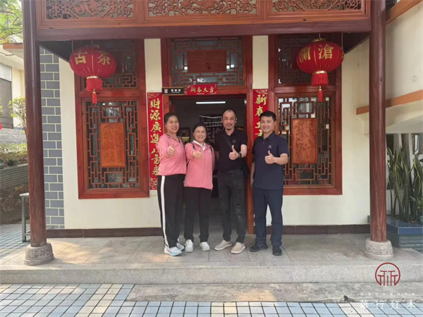 华行红木 华行红木