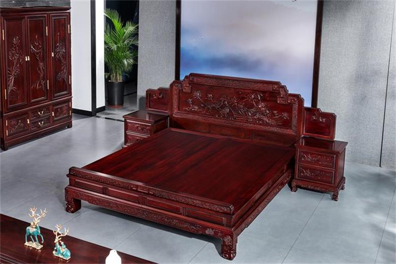 绒毛黄檀厂家鼎顺红木：鉴赏《国宾大床》的优雅与匠心